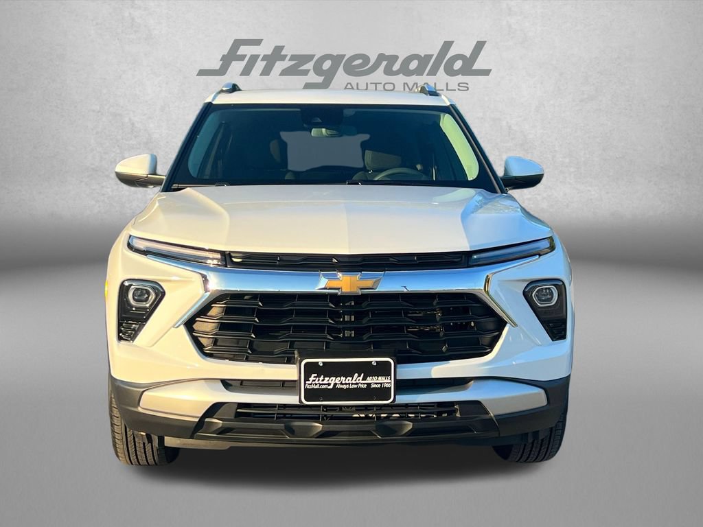 Used 2025 Chevrolet TrailBlazer LT AWD/4WD image 6