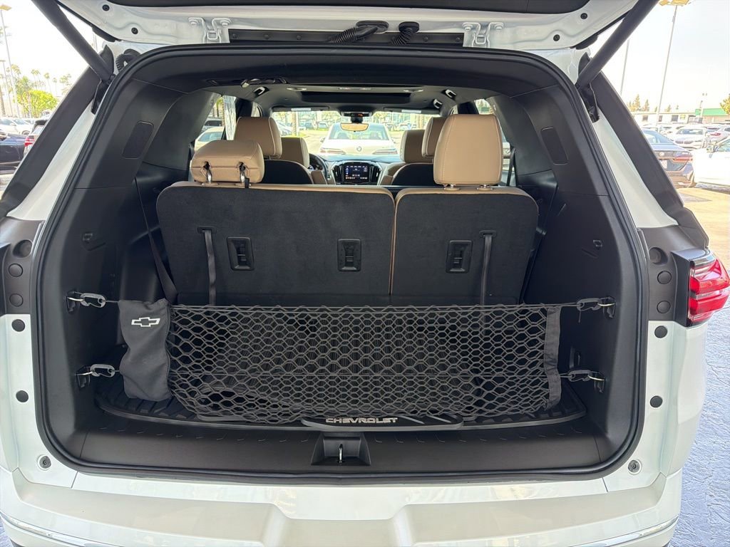 Used 2023 Chevrolet Traverse Premier image 23