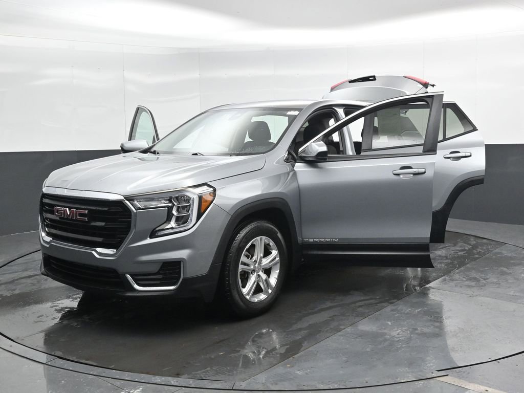 Used 2024 GMC Terrain SLE image 52