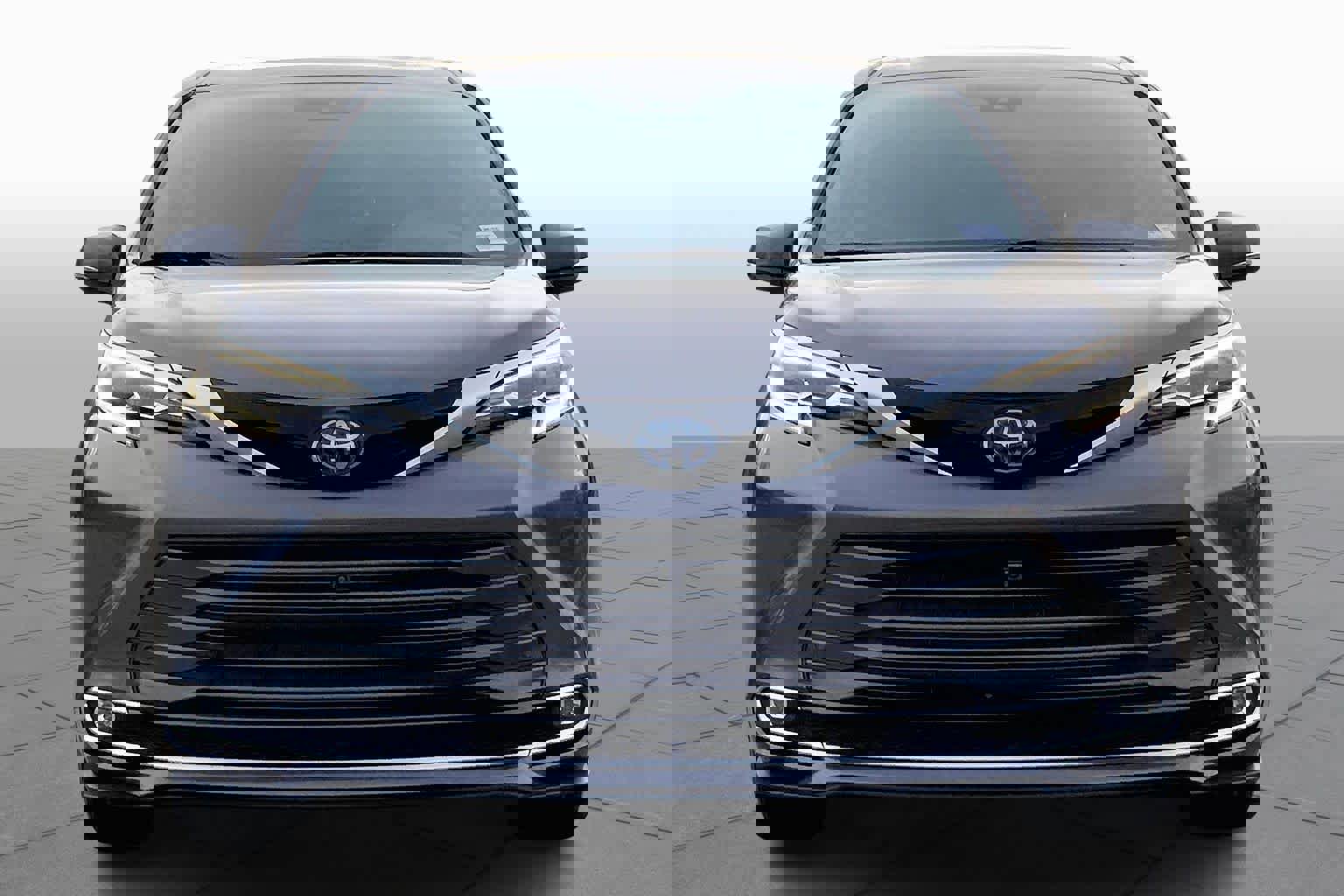 Certified 2021 Toyota Sienna Platinum image 5