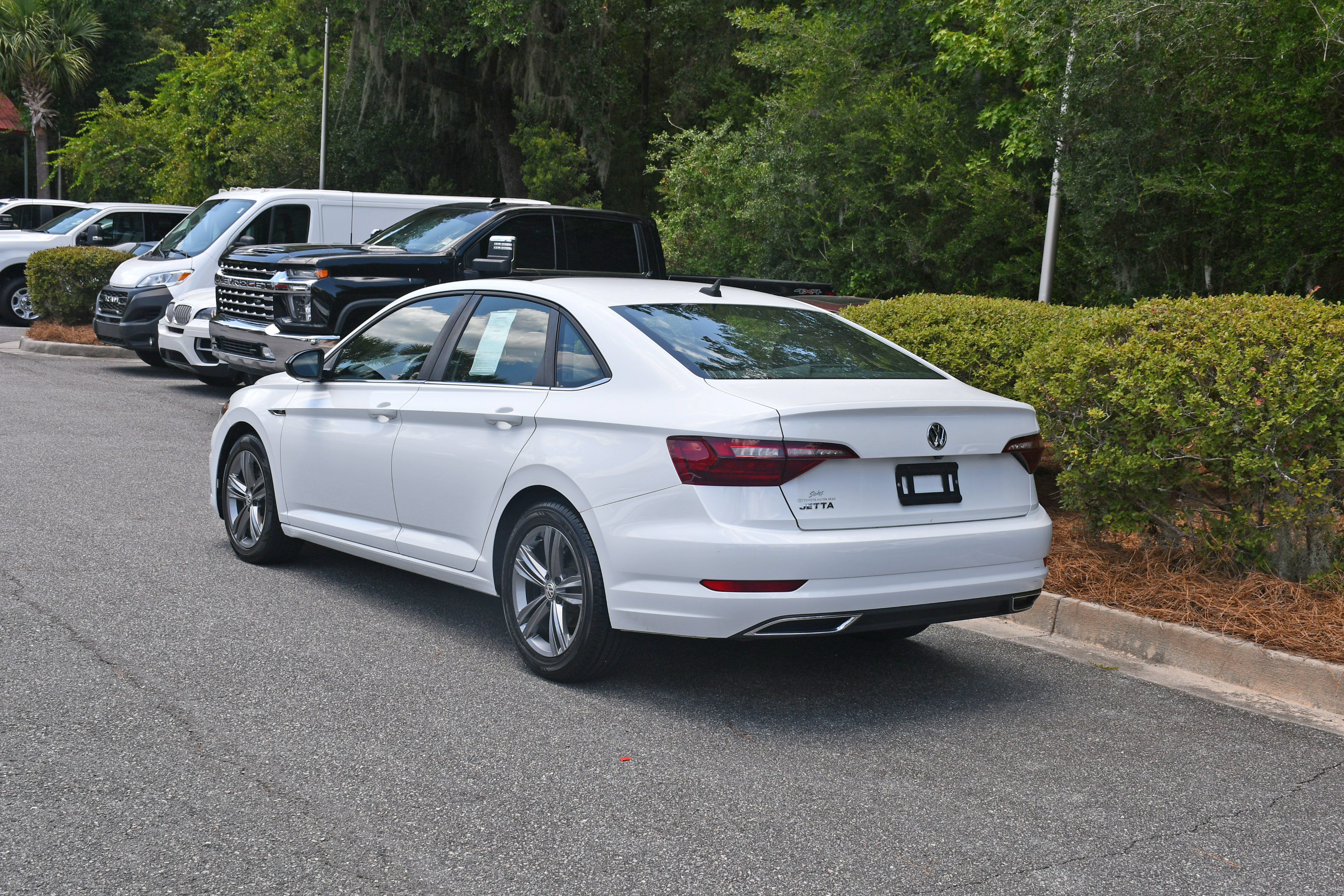 Used 2021 Volkswagen Jetta R-Line FWD image 3