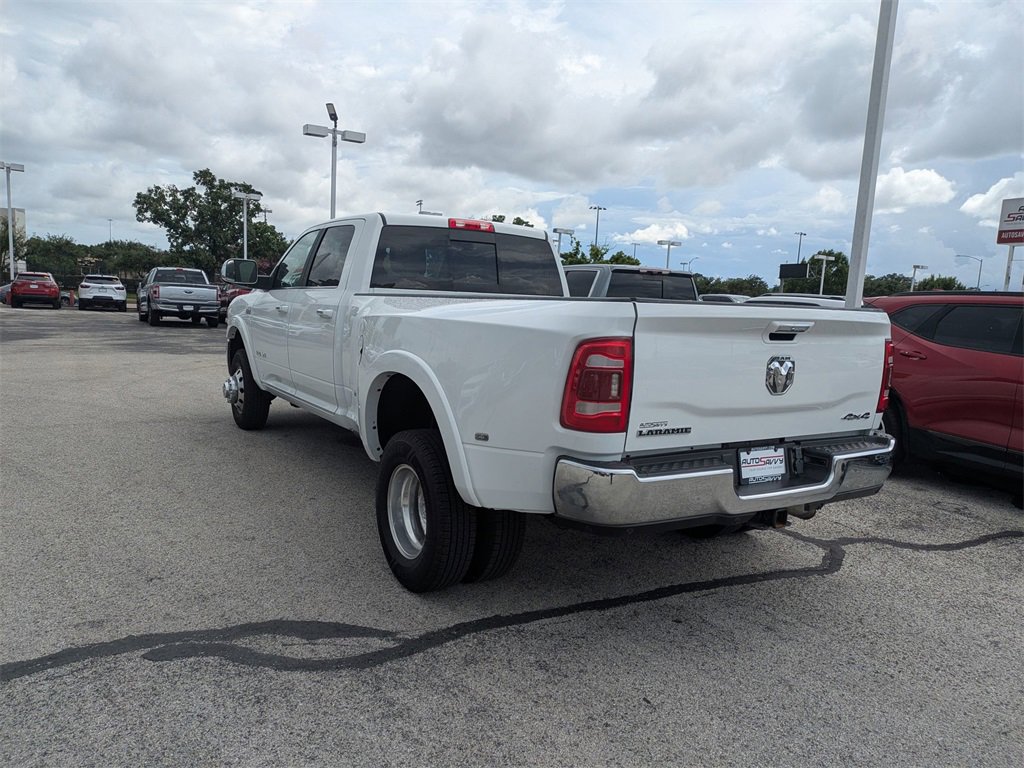 Used 2022 RAM 3500 Laramie w/ Chrome Appearance Group image 6