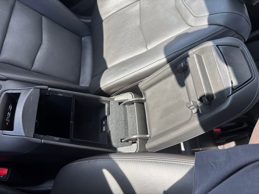 Used 2025 Cadillac XT5 Premium Luxury image 27