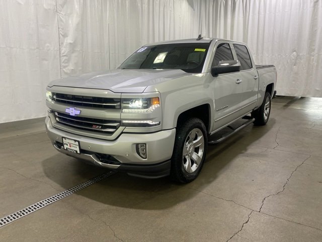 Used 2017 Chevrolet Silverado 1500 LTZ Z71 w/ LTZ Plus Package image 8