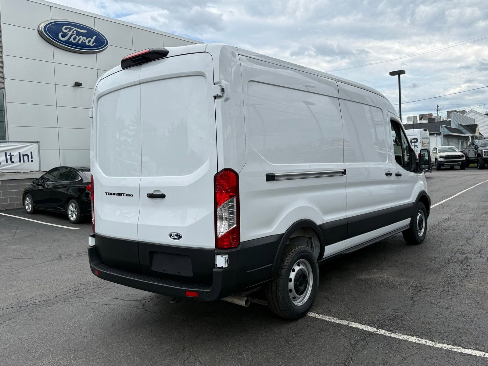 New 2026 Ford Transit 250 148 Medium Roof RWD image 14