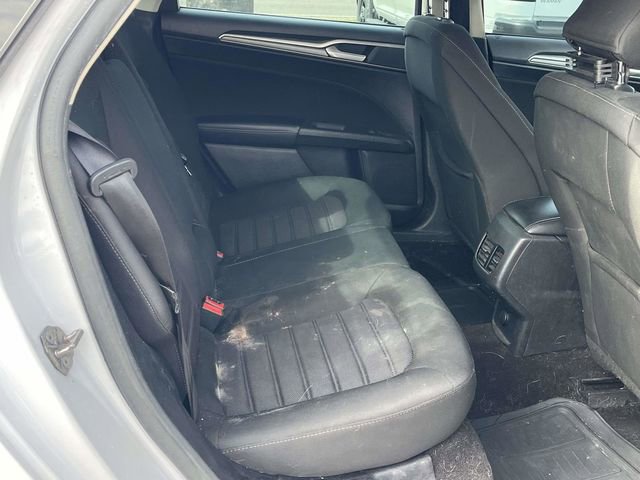 Used 2019 Ford Fusion SE image 21