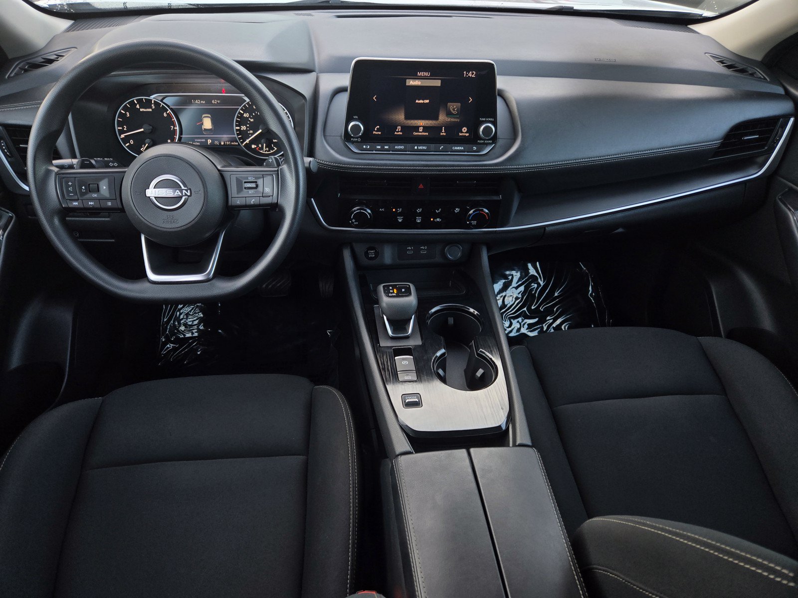 Used 2024 Nissan Rogue S FWD image 13