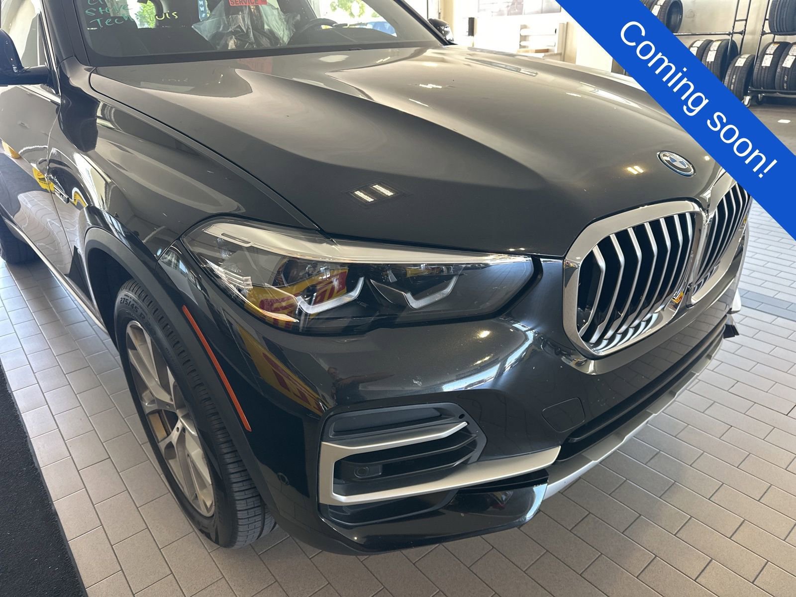 Used 2023 BMW X5 xDrive45e w/ Parking Assistance Package AWD/4WD image 1