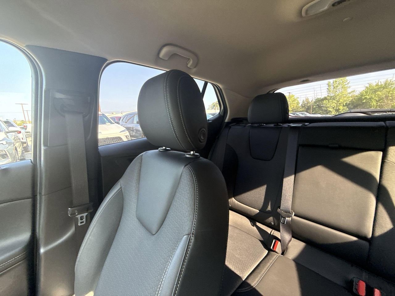 Certified 2023 Buick Encore GX Select w/ Sport Touring Package image 12