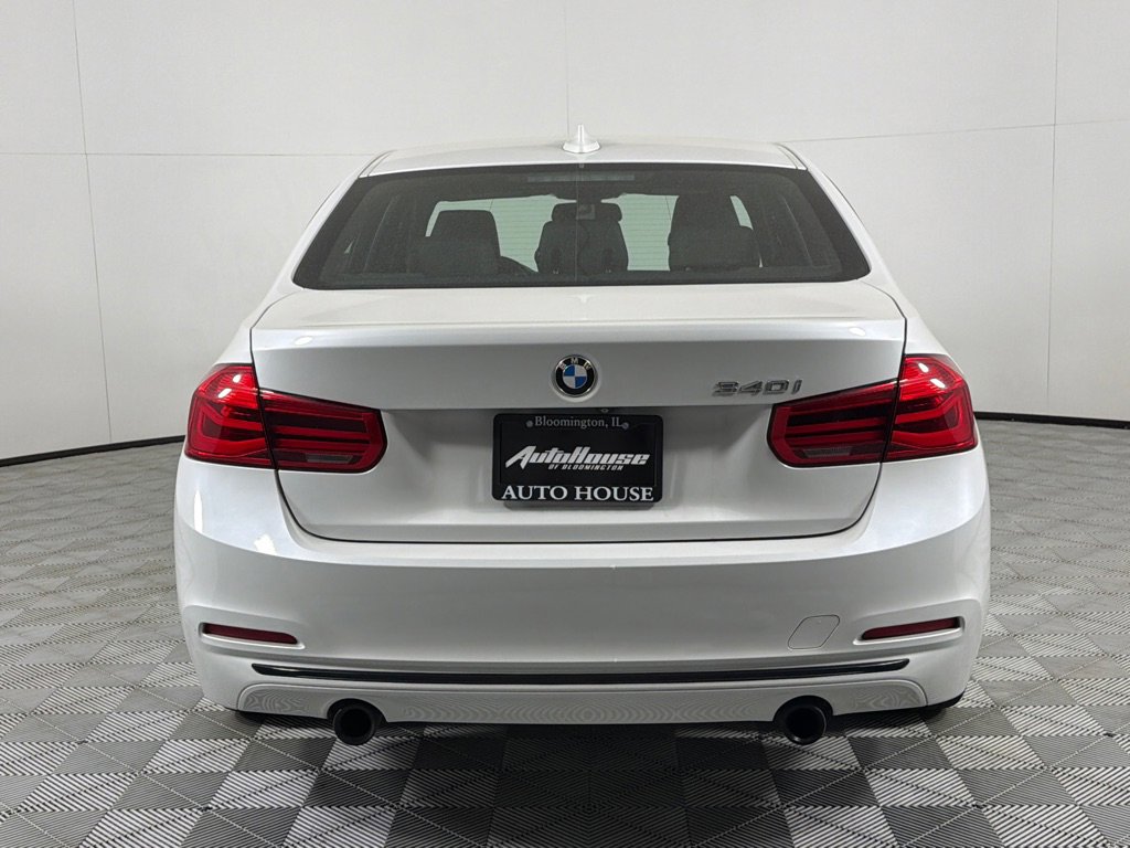 Used 2018 BMW 340i Sedan RWD image 6
