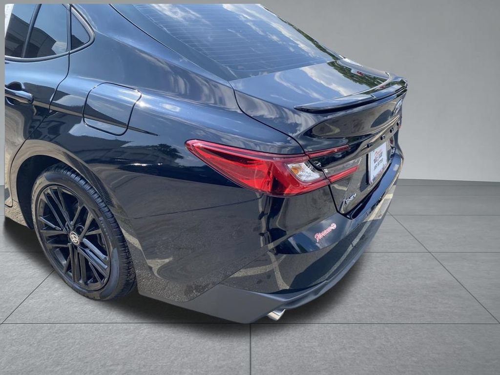Used 2025 Toyota Camry SE w/ Convenience Package FWD image 11