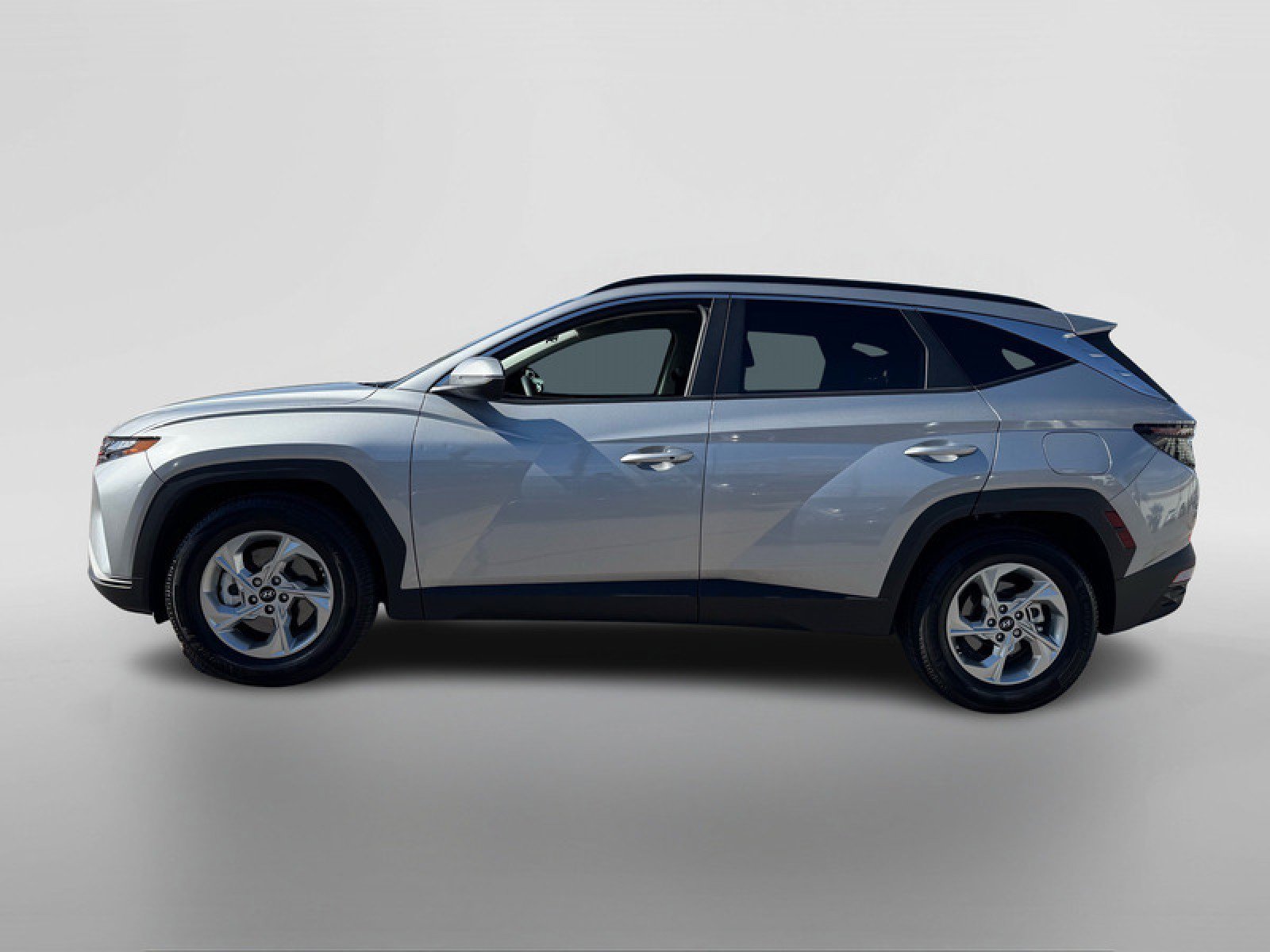 Used 2022 Hyundai Tucson SEL image 2