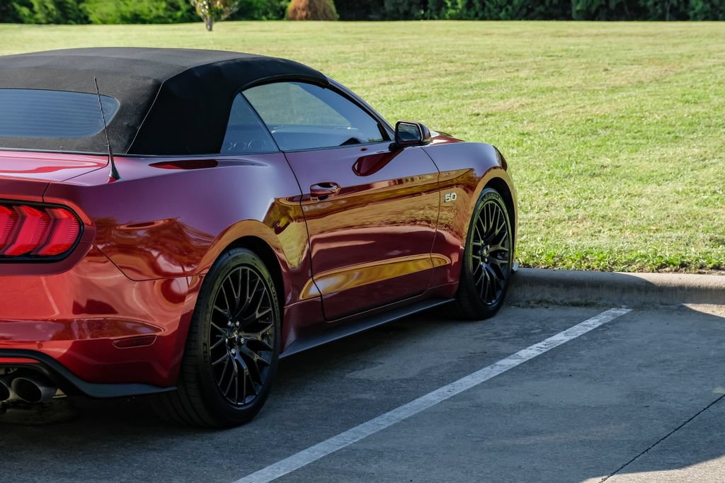 Used 2019 Ford Mustang GT Premium w/ GT Performance Package RWD image 13