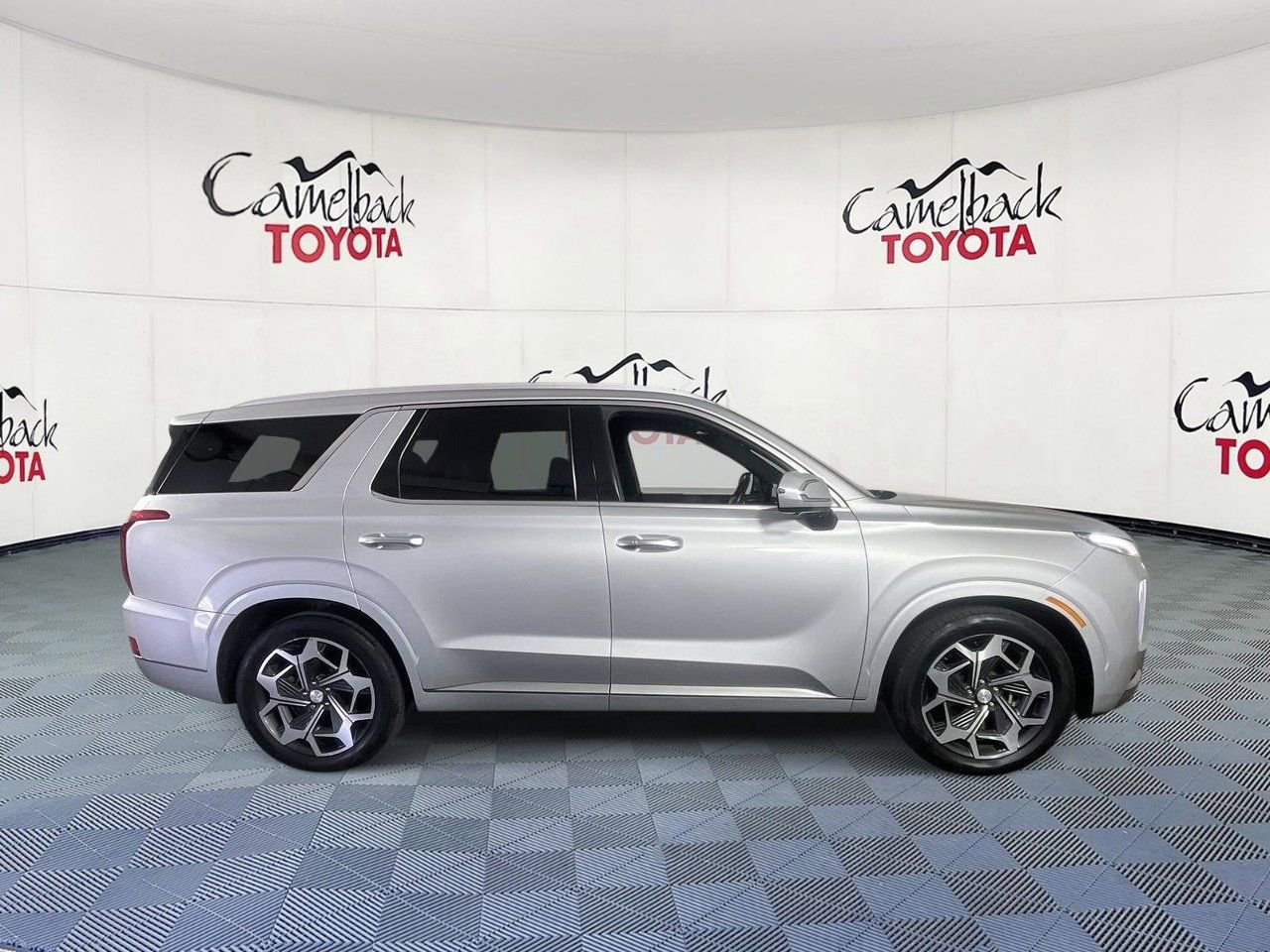 Used 2022 Hyundai Palisade Calligraphy w/ Cargo Package image 8