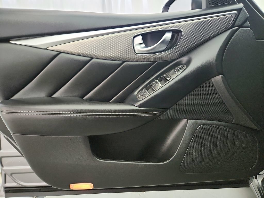 Used 2018 INFINITI Q50 Sport AWD/4WD image 20