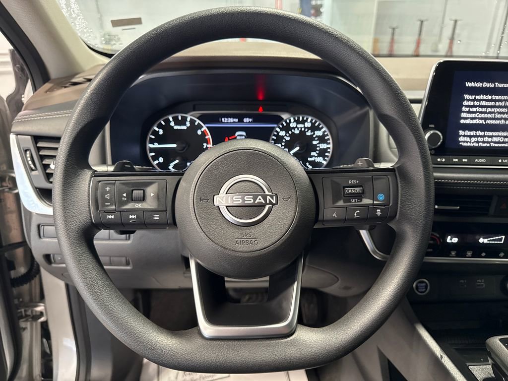 Used 2023 Nissan Rogue SV AWD/4WD image 5