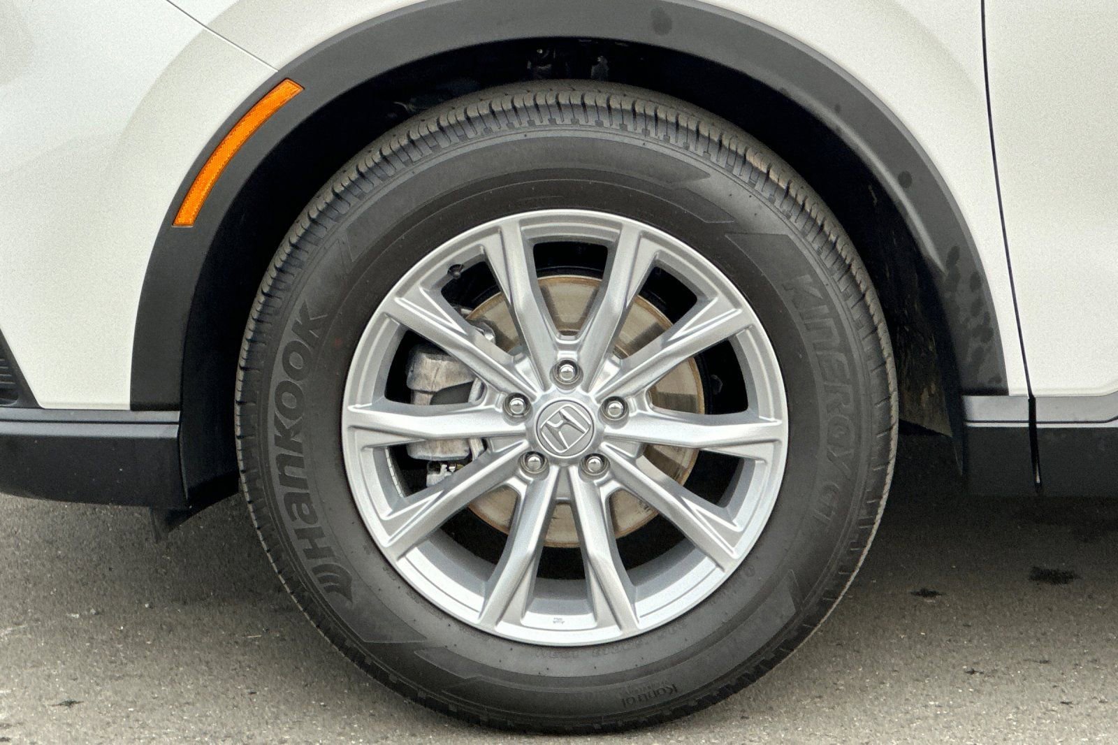 Used 2025 Honda CR-V EX image 11