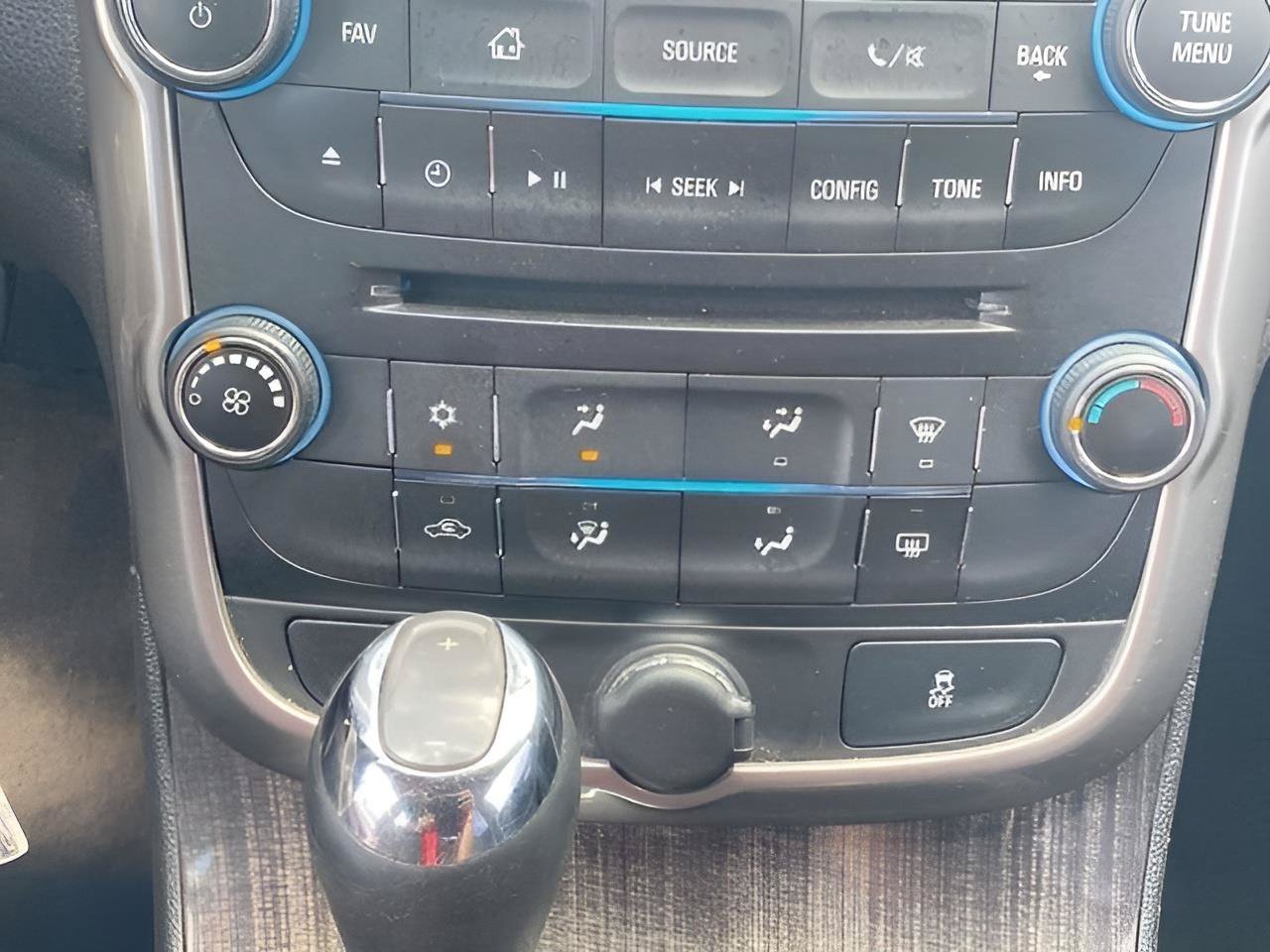 Used 2015 Chevrolet Malibu LT w/ Power Convenience Package FWD image 34