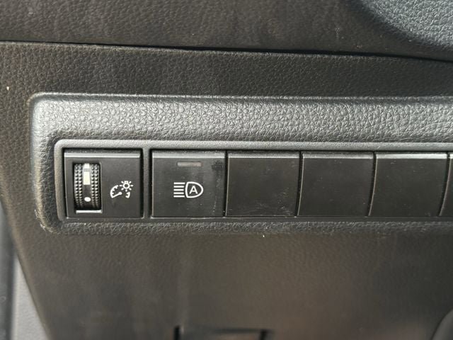 Used 2024 Toyota Corolla LE FWD image 22