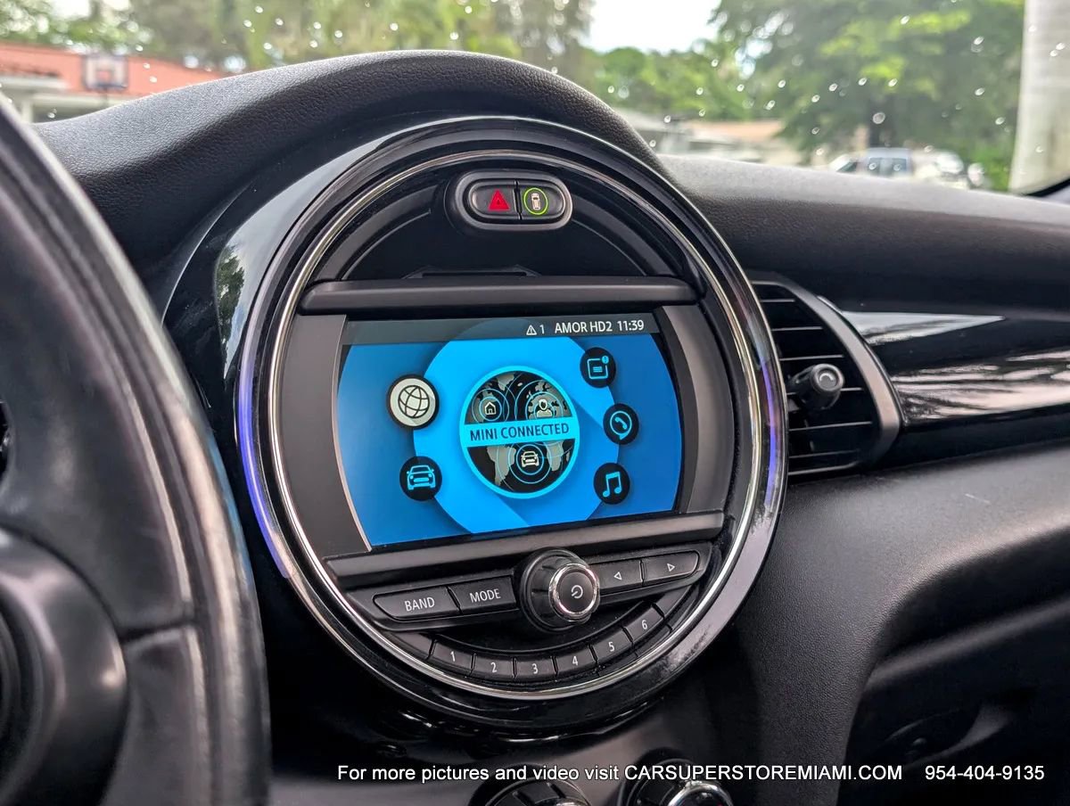 Used 2020 MINI Cooper Convertible image 67