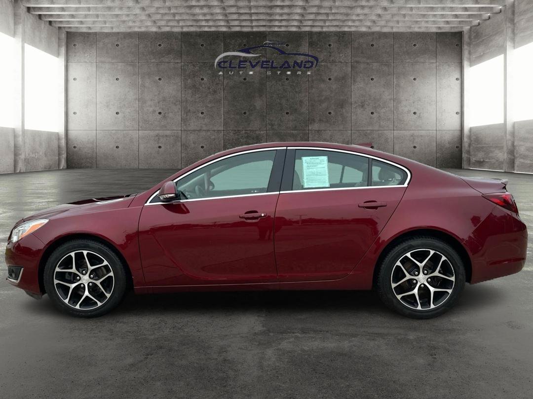 Used 2017 Buick Regal Sport Touring FWD image 6