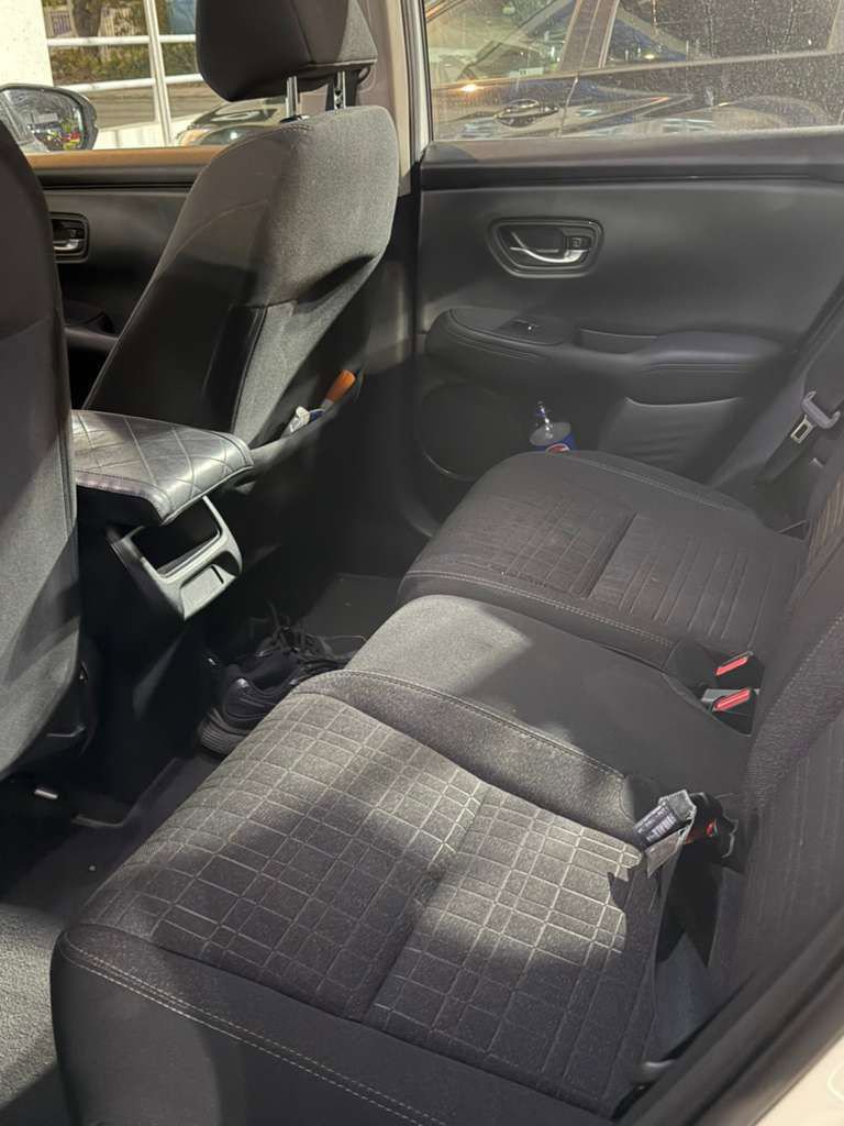 Used 2025 Honda HR-V LX image 16