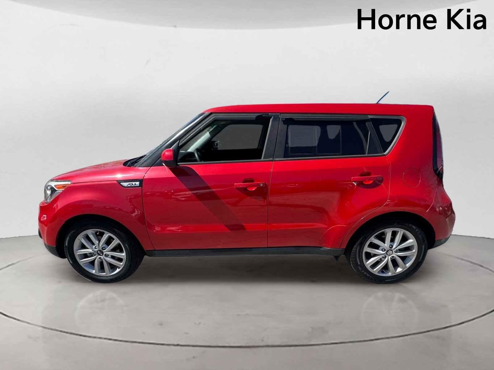 Used 2017 Kia Soul + FWD image 6