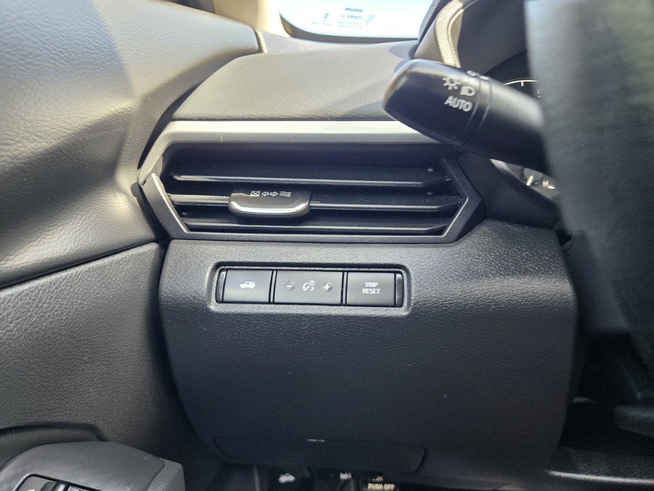 Used 2024 Nissan Altima 2.5 S FWD image 20