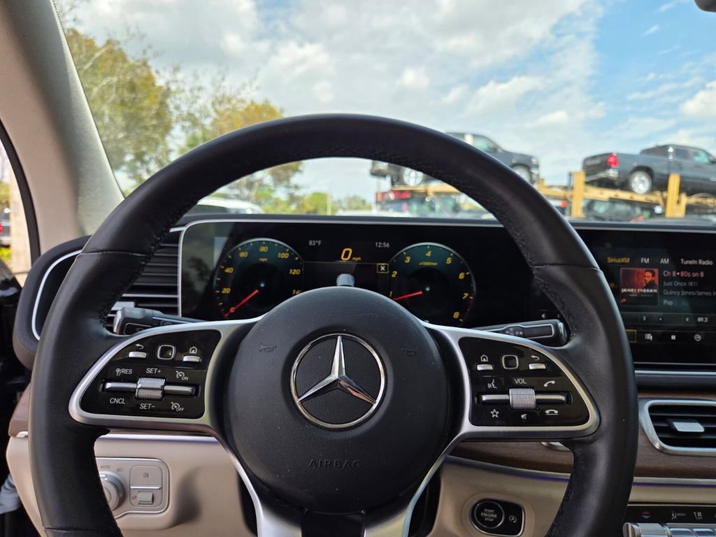 Used 2022 Mercedes-Benz GLE 350 4MATIC image 28