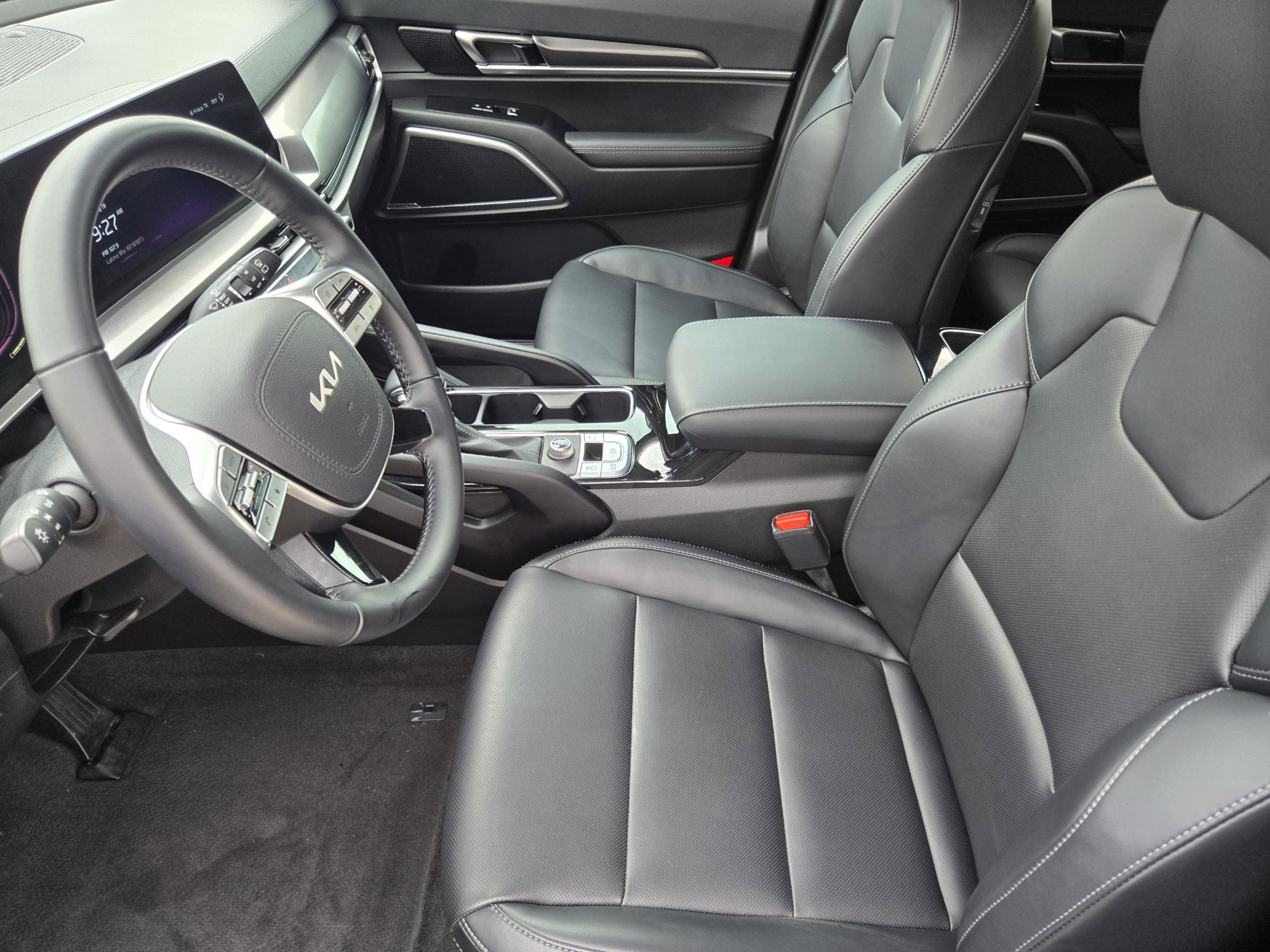 Used 2024 Kia Telluride S w/ S Sunroof Package FWD image 14