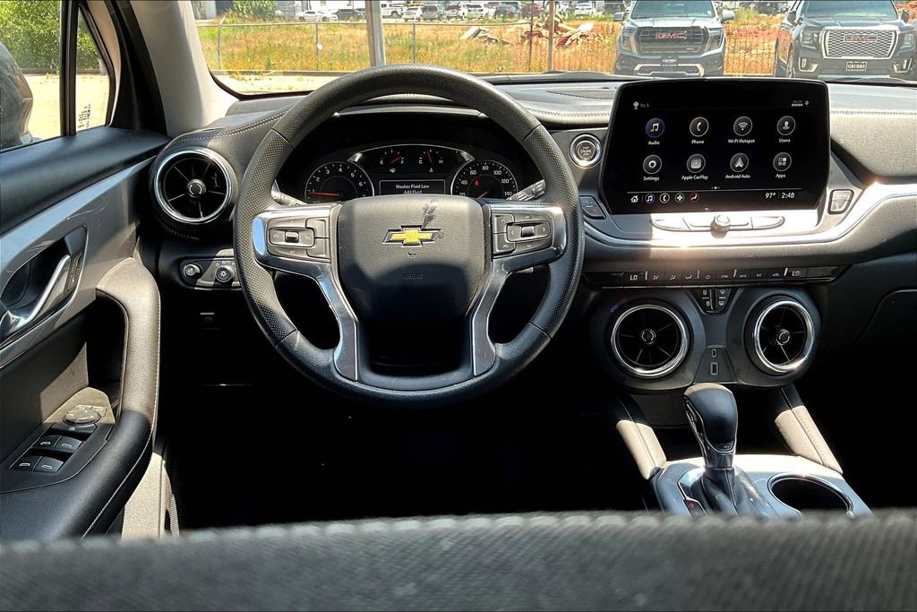 Used 2023 Chevrolet Blazer LT image 7