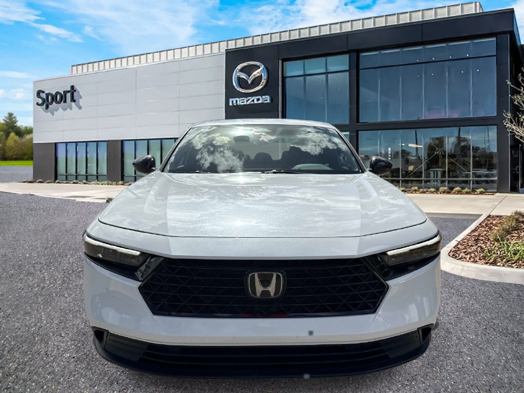 Used 2023 Honda Accord Sport image 9
