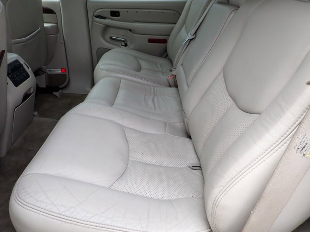 Used 2005 Cadillac Escalade AWD image 10