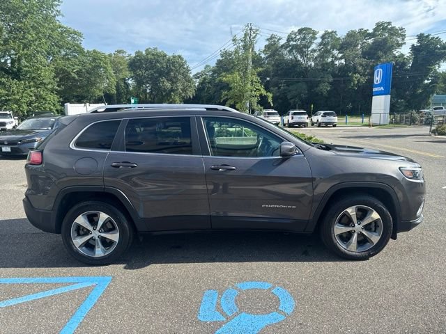Used 2019 Jeep Cherokee Limited AWD/4WD image 9