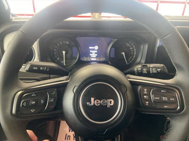 Certified 2025 Jeep Wrangler Willys 4xe image 28