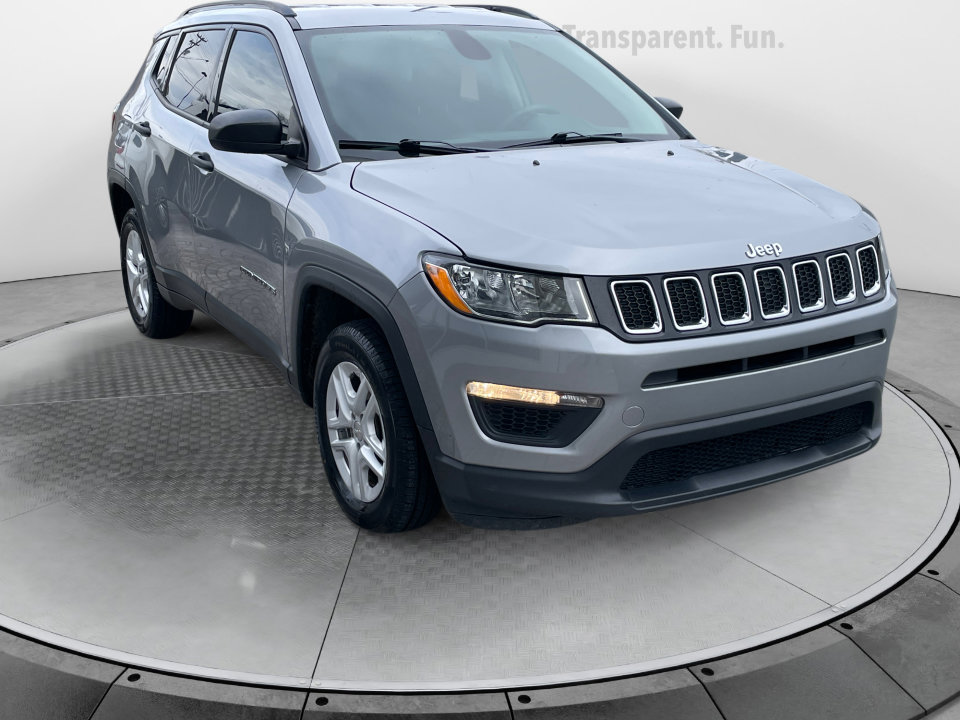 Used 2018 Jeep Compass Sport image 1