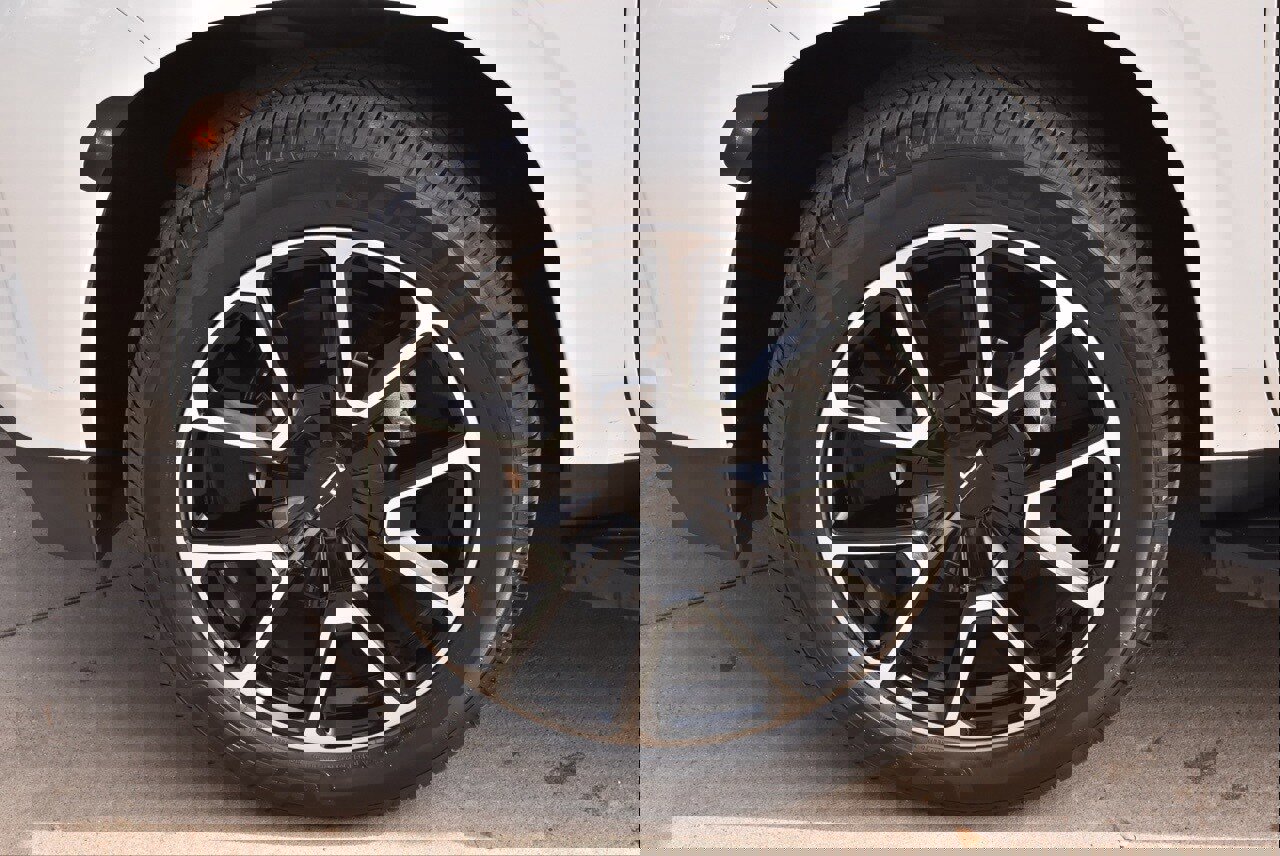 Used 2021 Chevrolet Tahoe RST w/ Luxury Package image 41