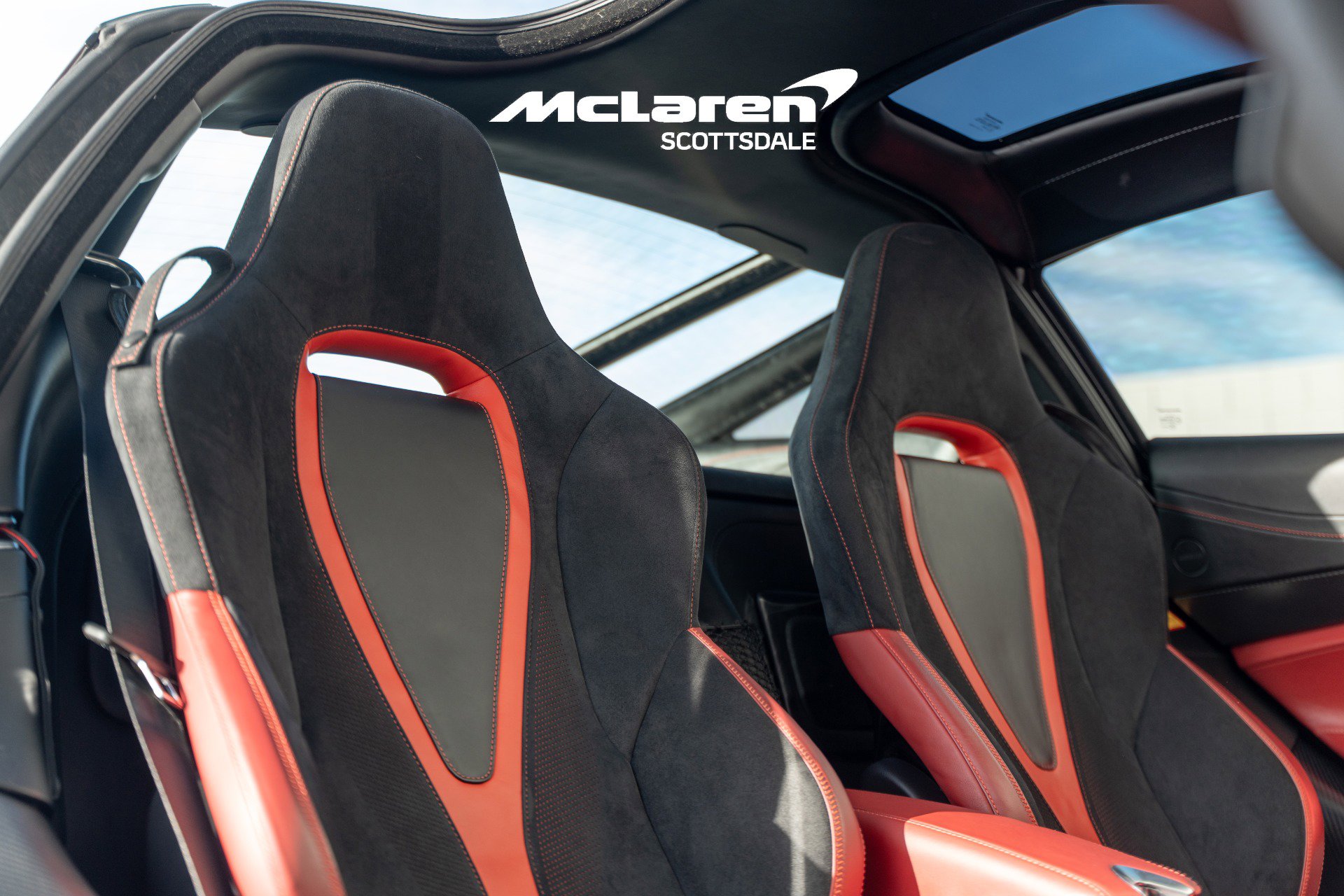 Used 2018 McLaren 720S Performance RWD image 28