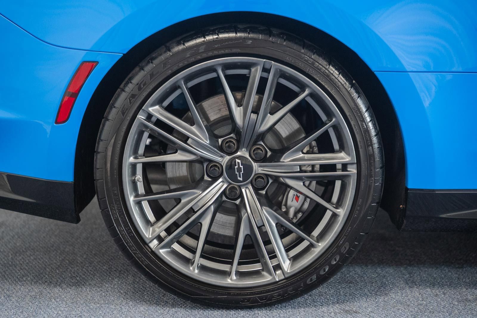 Used 2023 Chevrolet Camaro ZL1 RWD image 23