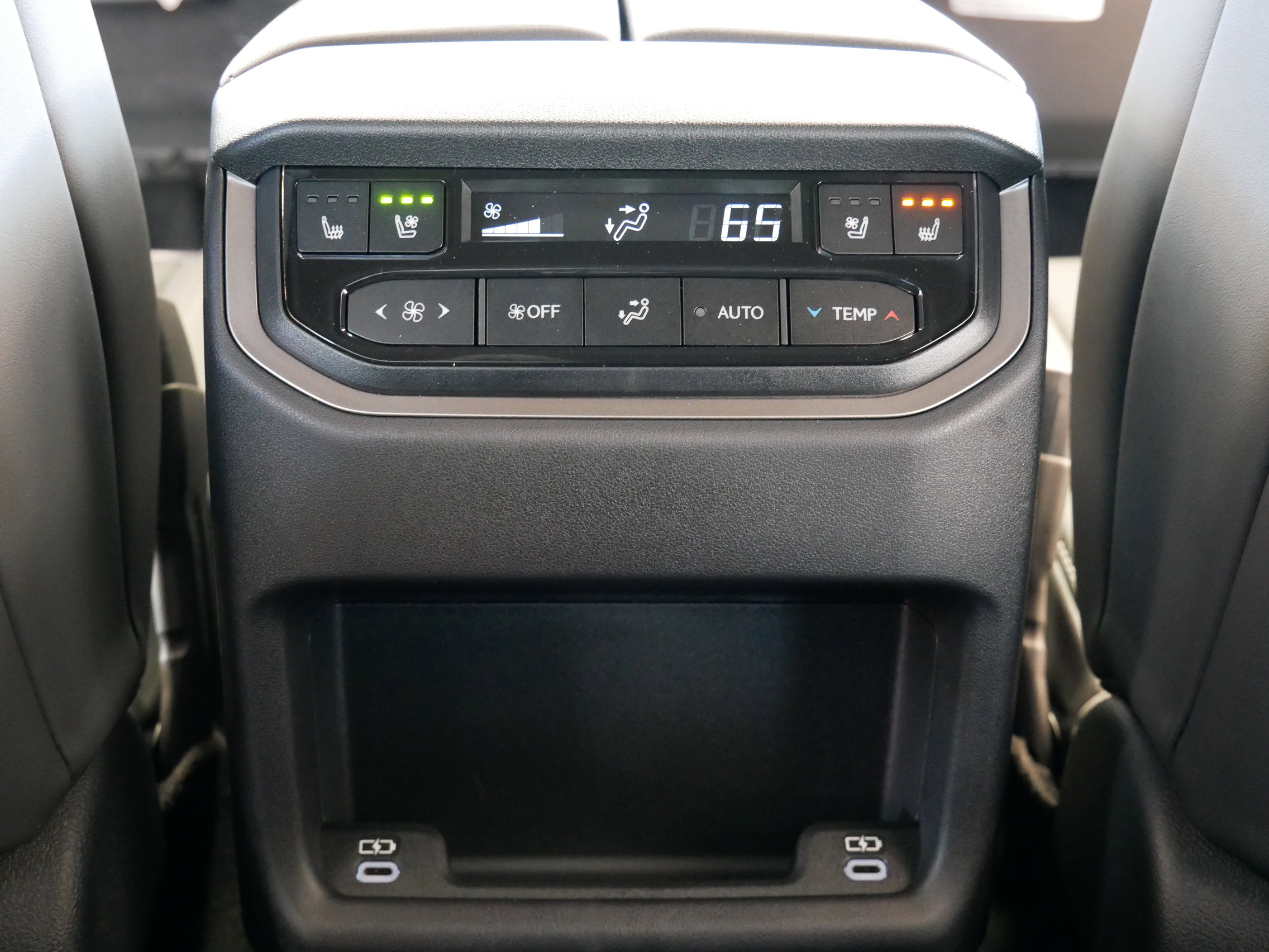New 2026 Lexus TX 500h AWD image 14