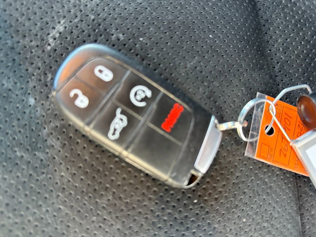 Certified 2021 Jeep Grand Cherokee Laredo X image 42