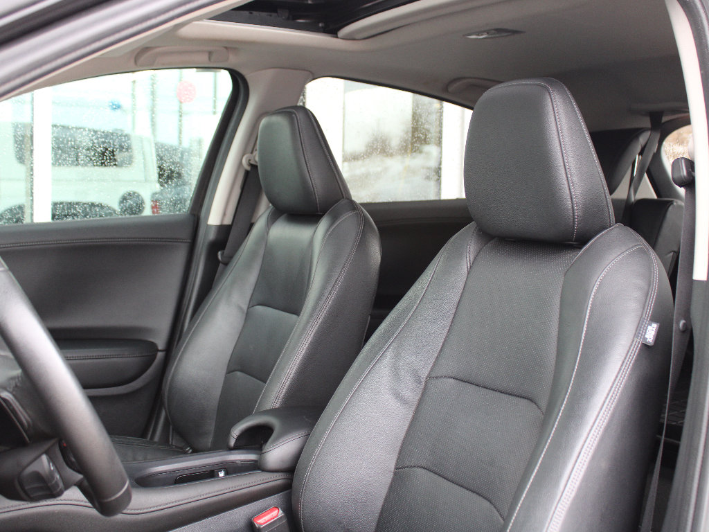 Used 2022 Honda HR-V EX-L image 11