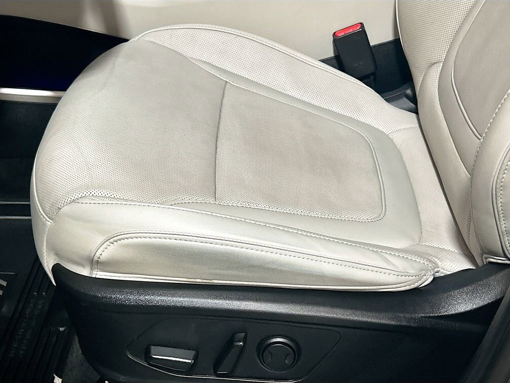 Used 2023 Hyundai Tucson Limited image 18