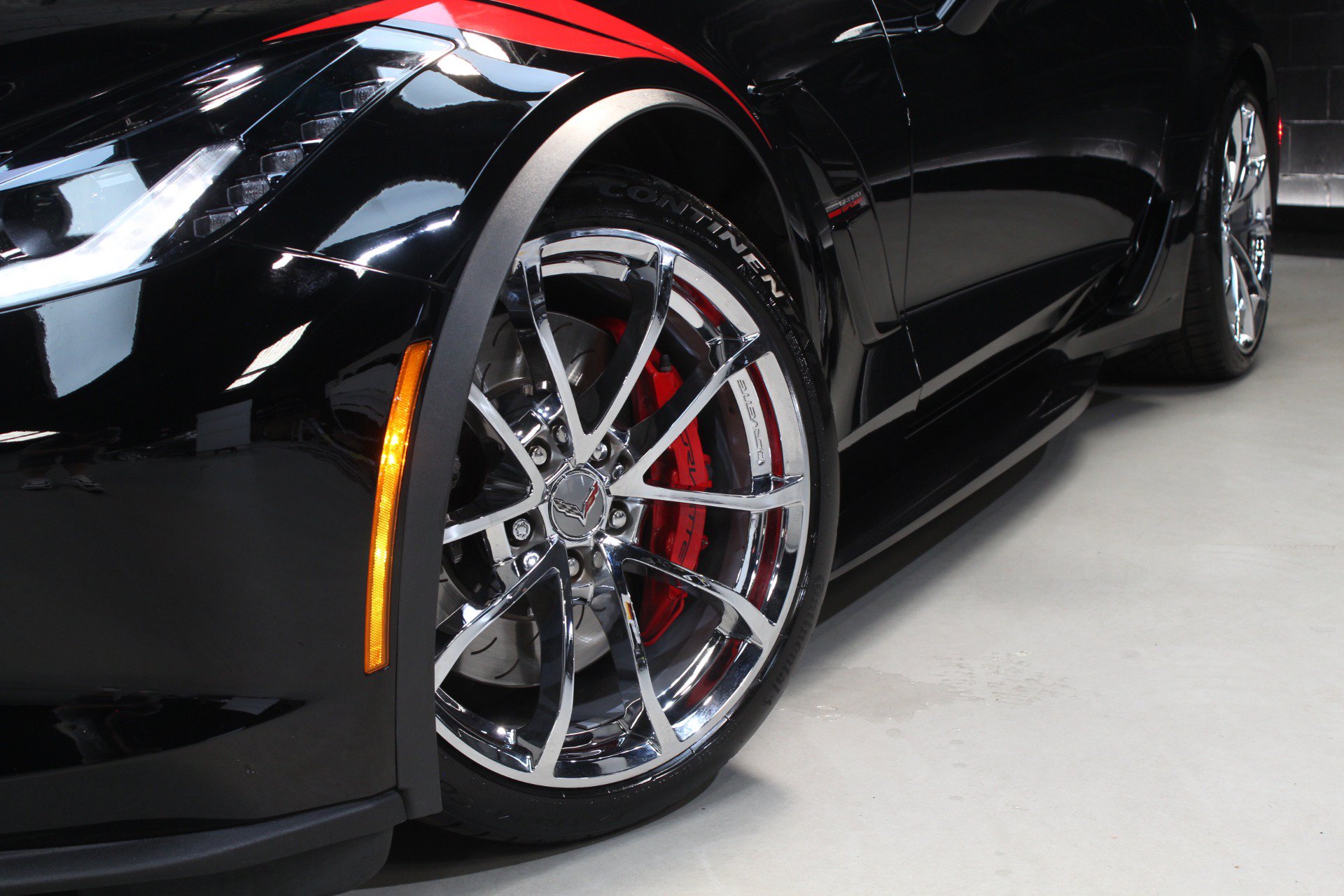 Used 2019 Chevrolet Corvette Grand Sport RWD image 32
