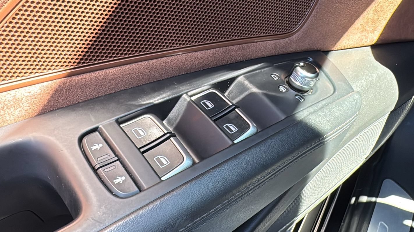 Used 2015 Audi A8 L 4.0T w/ Premium Package AWD/4WD image 27