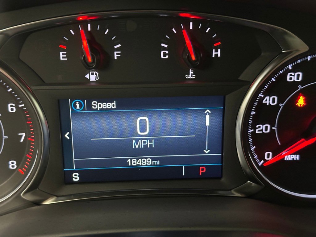 Certified 2023 GMC Acadia SLE w/ Driver Convenience Package image 10