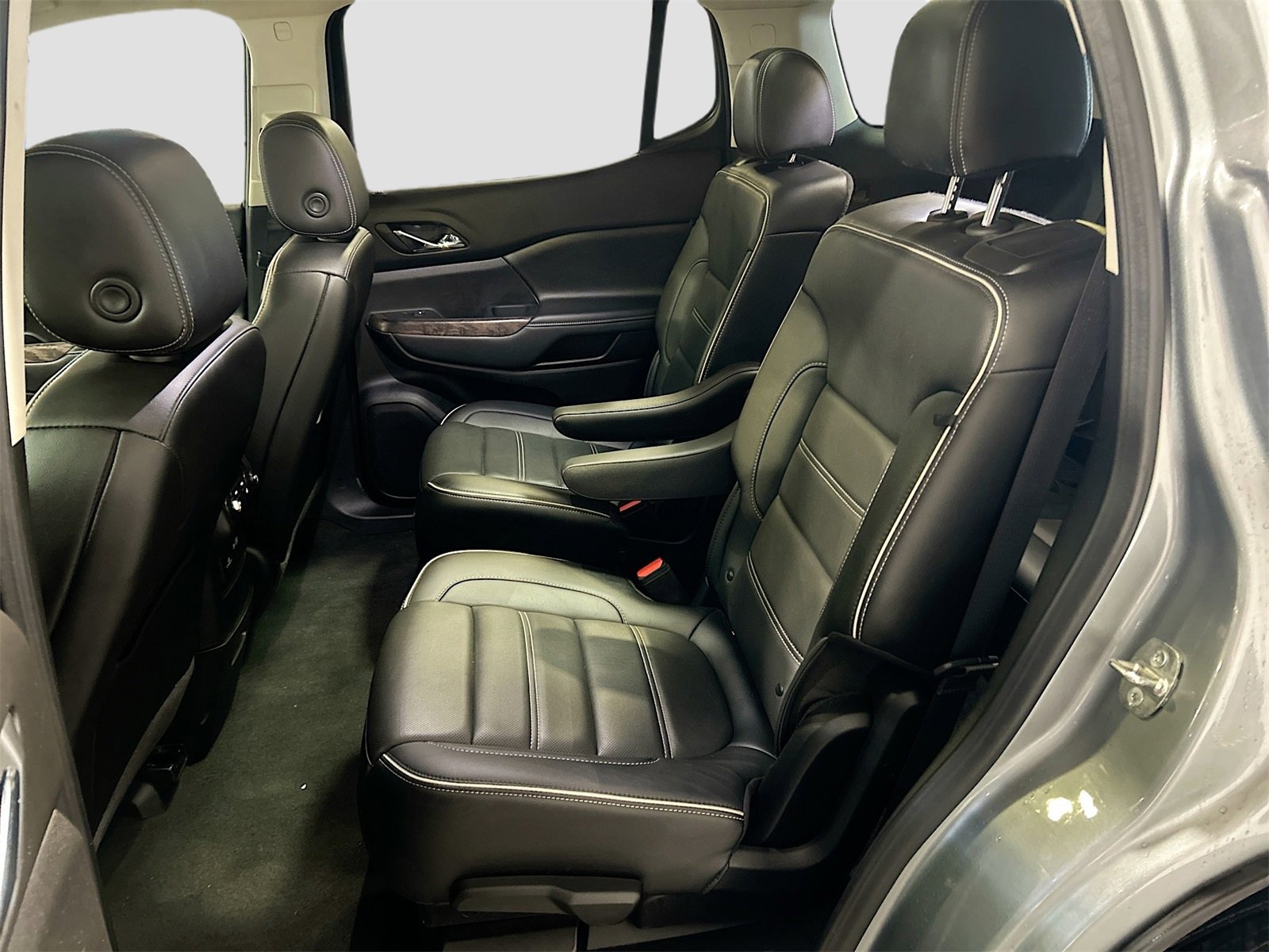 Used 2023 GMC Acadia Denali w/ Denali Technology Package image 26