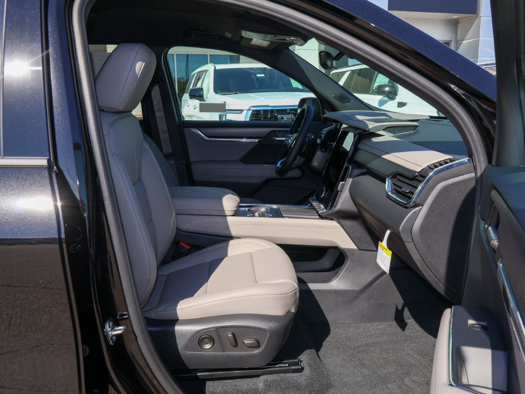 New 2027 GMC Acadia Elevation w/ Elevation Premium Package FWD image 35