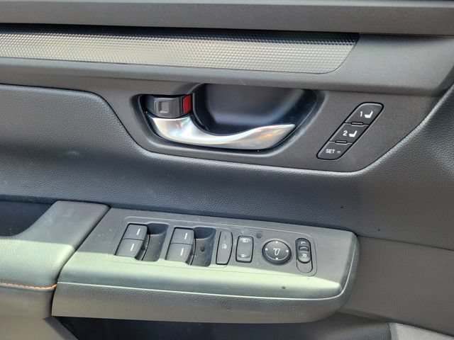 Certified 2025 Honda CR-V Sport-L image 31