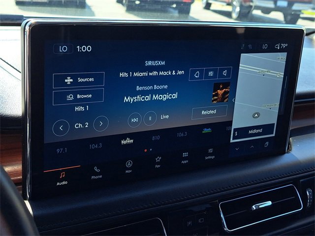 Certified 2022 Lincoln Nautilus Reserve w/ Equipment Group 201A image 15